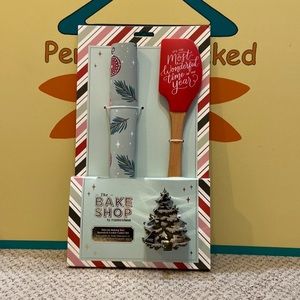 The Bakeshop Christmas Silicone Baking Mat, Spatula & Cookie Cutter Set